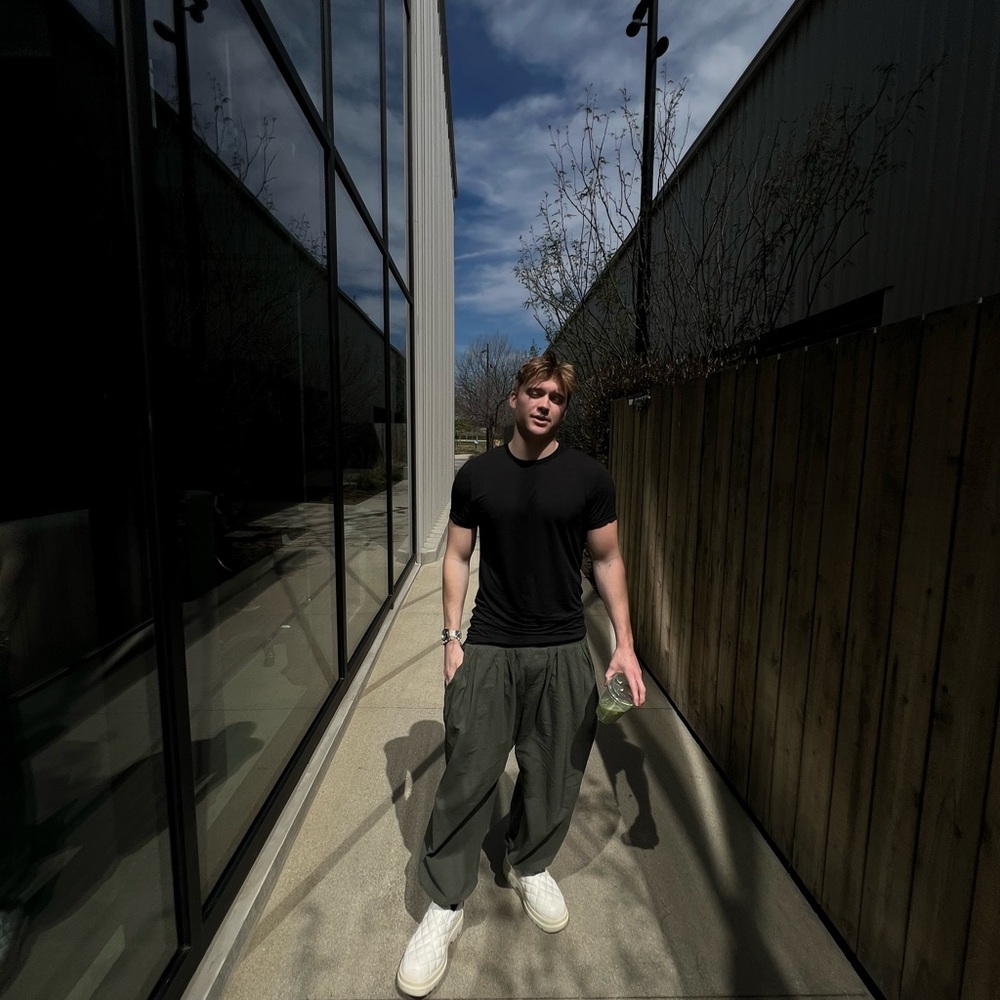 Meet your Posher, Josh